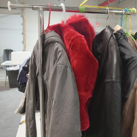 Jordan Craig Coat Kids Small Red Faux Fur Fleece Hooded Parka Jacket 91589K - Picture 7 of 7